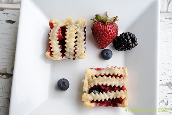 Mini Berry Pies from Zestuous