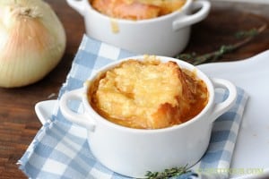 French Onion Steak Soup from Zestuous