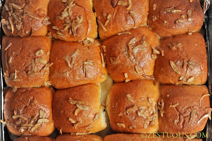 French Onion Beef Sliders from Zestuous