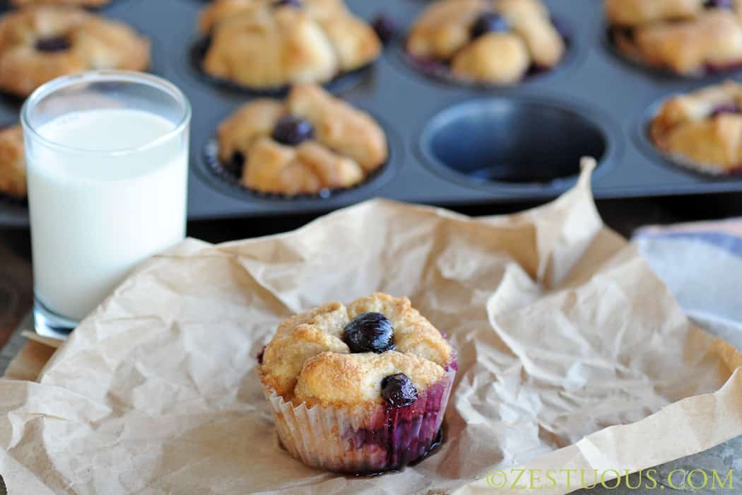 Blueberry Pull-Apart Muffins